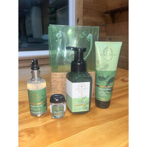 AROMATHERAPY STRESS RELIEF EUCALYPTUS SPEARMINT BATH & BODY WORKS LOT-Oil/Cream+